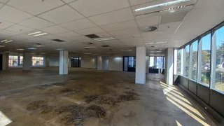 MENLYN CORNER | FRIKKIE DE BEER STREET | MENLYN