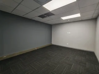 Office to let in Menlyn Corporate Park