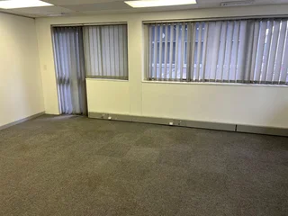 EDWARD STREET - HIGHLY ACCESSIBLE OFFICE SPACE TO RENT - TYGER VALLEY - 200m²