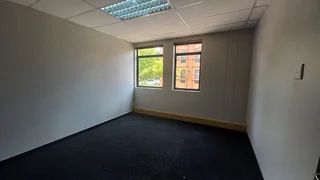 Ready to move in office to let in Boardwalk Office Park, Faerie Glen