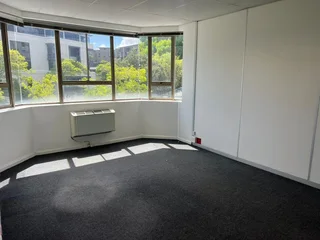 64m² Office To Let in Tyger Valley - Natural light