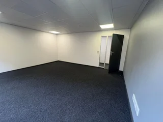 Prime Office Available to Rent – Nzunza House, 28 Melle Street, Braamfontein