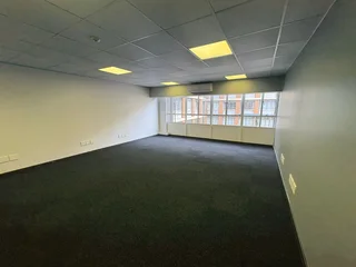 Prime Office Available to Rent – Nzunza House, 28 Melle Street, Braamfontein