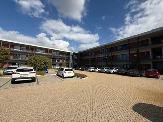 Cedar Square | Office Unit To Rent In Sandown | 90m²