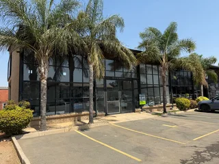 380 Quare Meter Reail Space To Let | Freight Road | Louwlardia | Centurion