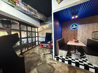 Restaurant Space to Let in Greenside, Johannesburg