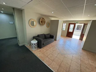Ground Floor Office Space to Let - Gallagher Business Exchange, Halfway House, Midrand