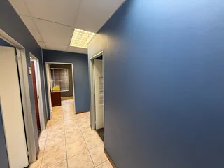 Office to Let - Willow Crest Office Park, Willowbrook, Roodepoort