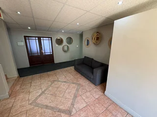 Ground Floor Office Space to Let - Gallagher Business Exchange, Halfway House, Midrand