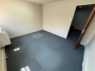 Ground Floor Office Space to Let - Gallagher Business Exchange, Halfway House, Midrand