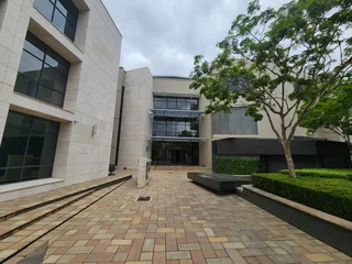 Office to let in Brooklyn with a backup generator available