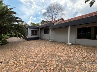 For Sale – 31 Keyes Avenue, Rosebank, Johannesburg