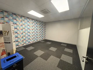 Ground Floor Office to Let - Offices of Hyde Park, 1 Strouthous Road, Hyde Park