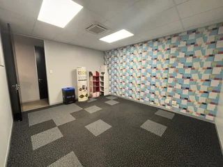 Ground Floor Office to Let - Offices of Hyde Park, 1 Strouthous Road, Hyde Park