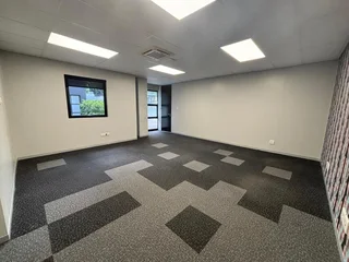 Ground Floor Office to Let - Offices of Hyde Park, 1 Strouthous Road, Hyde Park