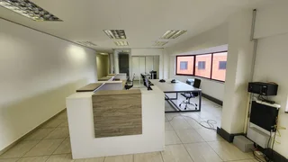 Office to let in secure office park within Brooklyn