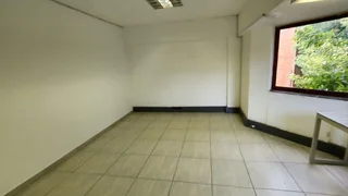 Office to let in secure office park within Brooklyn