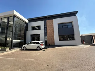 Stunning 126m2 Office Space to Let - Blueberry Office Park, Honeydew, Roodepoort