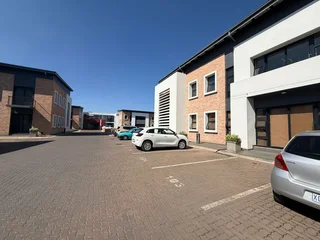 Stunning 126m2 Office Space to Let - Blueberry Office Park, Honeydew, Roodepoort