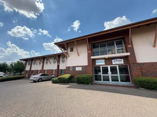 Prime 391m² Office to Let - Corporate Park South, Randjespark, Midrand