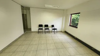 Office to let in secure office park within Brooklyn