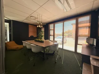 Stunning 126m2 Office Space to Let - Blueberry Office Park, Honeydew, Roodepoort