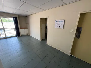 Prime 391m² Office to Let - Corporate Park South, Randjespark, Midrand