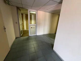 Prime 391m² Office to Let - Corporate Park South, Randjespark, Midrand