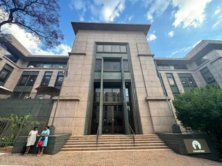 2 Arnold Road, Rosebank – 3rd Floor Office Space to Let