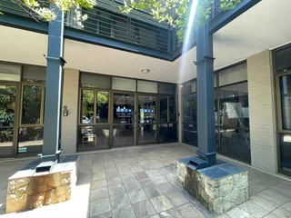 Modern Medical Suite to Let - Rivonia Gate Health Centre, Rivonia, Sandton