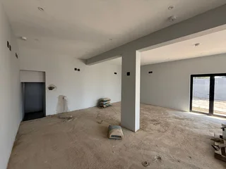 Newly Renovated Office to Let – 470 Ontdekkers Road, Roodepoort