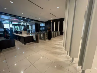 Prime Showroom Space to Let – 25 Ameshoff Street, Braamfontein