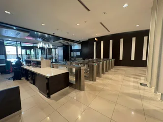 Prime Showroom Space to Let – 25 Ameshoff Street, Braamfontein