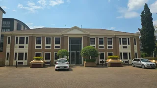 77m² Prime Office Space for Rent on Brooks Street – Sought-After Brooklyn Business Address