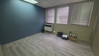 125m² Professional Office Space To Let on Brooks Street – Prime Brooklyn Location