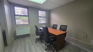 78m² Professional Office Space To Let on Brooks Street – Prime Brooklyn Location