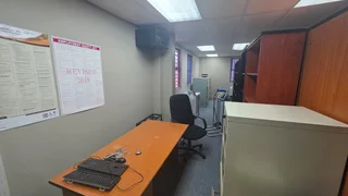 125m² Professional Office Space To Let on Brooks Street – Prime Brooklyn Location