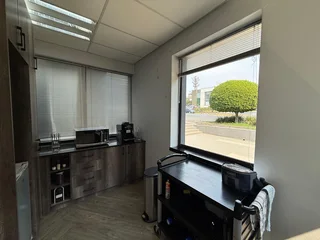 Prime Ground Floor Office Space to Let - Design Quarter Office Park, Fourways, Sandton