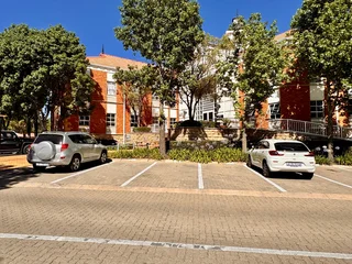 Office Space to Let - Fourways Golf Park, Fourways, Sandton