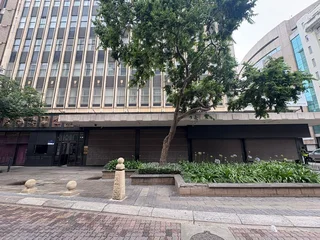 262m2 Third Floor Office Space to Let - Swiss House, 34 Main Street, Marshalltown, Johannesburg
