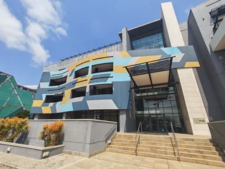 Serviced and furnished office to let