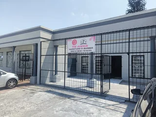 70m² To Let – Secure Micro Retail Unit in Parow