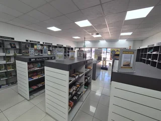 87m² Retail space to Let in Durbanville Recently Renovated