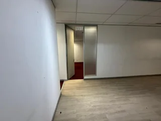 Prime 244m² Office Space to Let - 8 Kikuyu Road, Sunninghill, Sandton