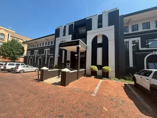 Prime Office Space to Let - Hyde Park Lane, Edinburgh Gate, Sandton