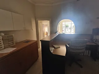 275m² House with Business Rights For Sale in Goodwood