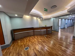 465m² Office to Let in Tyger Valley  Balcony