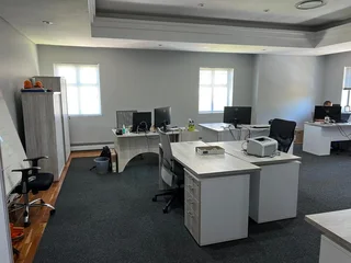 465m² Office to Let in Tyger Valley  Balcony