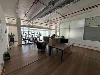 326m² Open Plan Commercial Units Available To Let in Blouberg, Table View