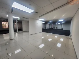 Prime 769m² Office Space to Let in Prestigious Brookfield Office Park